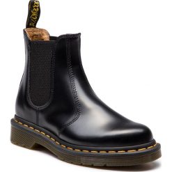Sztyblety DR. MARTENS - 2976 Ys 22227001 Black. Czarne kozaki damskie Dr. Martens, ze skóry, bez obcasa, bez zapięcia. Za 729,00 zł.