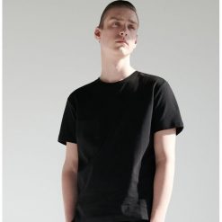 T-shirt basic - Czarny. Czarne t-shirty damskie Reserved, s, bez wzorów, bez kołnierzyka. Za 49,99 zł.