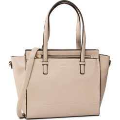 Torebka GABOR - 8411.23 Beige. Brązowe torebki klasyczne damskie Gabor, z aplikacjami, ze skóry ekologicznej, klasyczne, zdobione, bez dodatków. Za 399,00 zł.