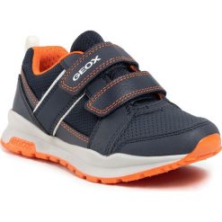 Sneakersy GEOX - J Coridan B. A J025DA 0FEFU C0820 S Navy/Orange. Niebieskie trampki chłopięce Geox, bez wzorów, ze skóry ekologicznej, na rzepy. W wyprzedaży za 179,00 zł.
