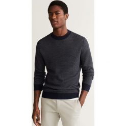 Mango Man - Sweter Baltasar. Niebieskie swetry męskie Mango Man, s, bez wzorów, z bawełny, z okrągłym kołnierzem, bez kaptura. Za 199,90 zł.