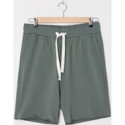 Szorty basic z bawełny organicznej - Zielony. Zielone spodenki i szorty męskie House, s, bez wzorów, z bawełny. Za 69,99 zł.