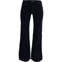 Rolla's EASTCOAST FLARE Spodnie materiałowe midnight cord. Niebieskie spodnie damskie Rolla's, s, bez wzorów, z elastanu. Za 509,00 zł.
