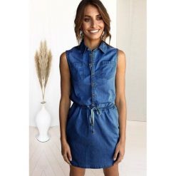 Sukienka SANTRA BLUE. Niebieskie sukienki damskie Sukienka SANTRA BLUE, s, bez wzorów, bez kołnierzyka, z krótkim rękawem, krótkie, mini. W wyprzedaży za 79,00 zł.