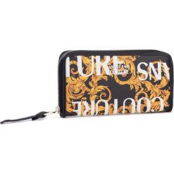 Duży Portfel Damski VERSACE JEANS COUTURE - E3VUBPS1 40328 M27. Czarne portfele damskie Versace Jeans Couture, bez wzorów, z jeansu. Za 339,00 zł.