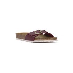 Klapki Birkenstock MADRID BORDEAUX. Czerwone klapki damskie Birkenstock, bez wzorów, bez obcasa. Za 308,33 zł.