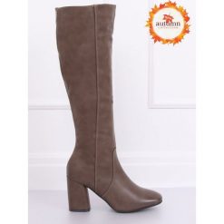Kozaki na obcasie klasyczne beżowe 5319 KHAKI. Brązowe kozaki damskie FunKee.pl, na co dzień, ze skóry ekologicznej, klasyczne, bez obcasa, na obcasie, na zamek. Za 125,99 zł.