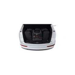 AUDI Q5, 2008-2016 TORBY DO BAGAŻNIKA 4 SZT KJUST - 7004017. Torby podróżne KJUST, bez wzorów, z kauczuku, klasyczne. Za 1049,00 zł.