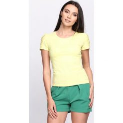 Żółty T-shirt Kohlrabi. Żółte t-shirty damskie marki Born2be, xl, w ażurowe wzory, z okrągłym kołnierzem. Za 29,99 zł.