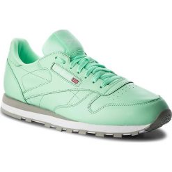 Buty Reebok - Cl Leather Mu CN5382 Digital Green/White/Grey. Zielone buty sportowe męskie Reebok, na co dzień, bez wzorów, ze skóry, klasyczne, bez zapięcia. W wyprzedaży za 269,00 zł.
