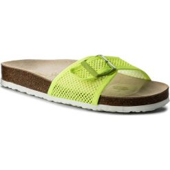 Klapki PEPE JEANS - PLS90330 Lima 639. Zielone klapki damskie Pepe Jeans, bez wzorów, z jeansu, bez obcasa. W wyprzedaży za 149,00 zł.
