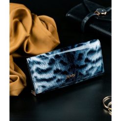 Portfel damski skórzany RFID Rovicky czarny szary - Czarny. Czarne portfele damskie ROVICKY, bez wzorów, ze skóry. Za 109,99 zł.