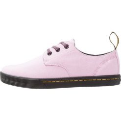 Trampki damskie slip on: Dr. Martens SANTANITA 3 EYE SHOE Tenisówki i Trampki mallow pink