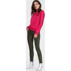Fuksjowa Bluza Alecia. Szare bluzy damskie marki other, l. Za 49,99 zł.