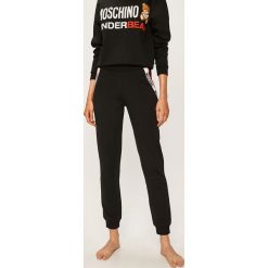 Moschino Underwear - Spodnie piżamowe. Czarne piżamy damskie Moschino Underwear, s, bez wzorów, z elastanu, bez rękawów. W wyprzedaży za 539,90 zł.