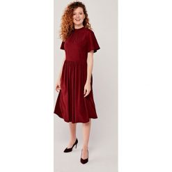 Sukienka Orkide Pulita 40 bordo. Czerwone sukienki damskie na lato, s, w grochy, z bawełny, z kokardą. Za 397,00 zł.