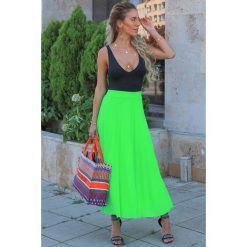 Spódnica DENERIS LIME. Zielone spódniczki damskie IVET, m, bez wzorów, eleganckie, rozkloszowane. W wyprzedaży za 49,00 zł.