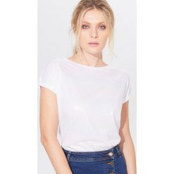 Koszulka z krótkimi rękawami - Biały. Białe koszulki damskie Mohito, s, bez wzorów, bez kołnierzyka, z krótkim rękawem. Za 39,99 zł.
