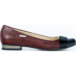 Baleriny z czarnym czubkiem - skóra naturalna - model 007 - kolor brązowo czarny krokodyl. Pomarańczowe baleriny damskie Zapato, bez wzorów, ze skóry, bez obcasa. W wyprzedaży za 209,30 zł.