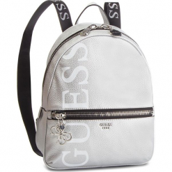 Plecak GUESS - HWML71 84330 SILVER. Szare plecaki damskie Guess, z aplikacjami, ze skóry ekologicznej, klasyczne. Za 599,00 zł.