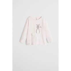 Mango Kids - Longsleeve dziecięcy EVER 80-104 cm. Różowe bluzki dziewczęce z nadrukiem, z bawełny, z okrągłym kołnierzem, krótkie. Za 49,90 zł.