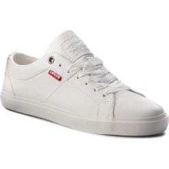 Tenisówki LEVI'S - 227843-755-51 Regular White. Białe trampki i tenisówki damskie Levi's®, bez wzorów, z gumy, bez zapięcia. W wyprzedaży za 179,00 zł.
