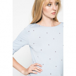Tommy Hilfiger - Bluzka. Szare bluzki asymetryczne TOMMY HILFIGER, l, z dzianiny, casualowe, z okrągłym kołnierzem. Za 199,90 zł.