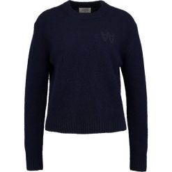 Swetry klasyczne damskie: Wood Wood ANNELI Sweter navy
