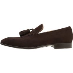 Giorgio 1958 Eleganckie buty portici. Pomarańczowe półbuty męskie Giorgio 1958, ze skóry, bez zapięcia. W wyprzedaży za 468,30 zł.