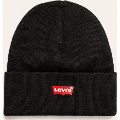 Levi's - Czapka. Czarne czapki damskie Levi's®, bez wzorów, z dzianiny. W wyprzedaży za 99,90 zł.