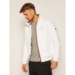 Kurtka puchowa Tommy Jeans Tjm Essential Padded DM0DM08462. Białe kurtki męskie Tommy Jeans, m, bez wzorów, z jeansu, bez kaptura. Za 699,00 zł.