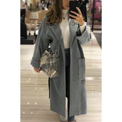 Płaszcz ZAILA GREY. Szare kurtki damskie Płaszcz ZAILA GREY, s, bez wzorów, eleganckie. W wyprzedaży za 159,00 zł.