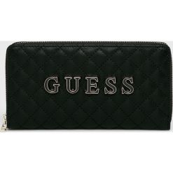 Guess Jeans - Portfel. Czarne portfele damskie Guess Jeans, z aplikacjami, z poliesteru. Za 279,90 zł.