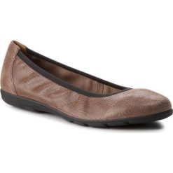 Baleriny CAPRICE - 9-22150-21 Taupe Reptile 346. Pomarańczowe baleriny damskie Caprice, bez wzorów, z zamszu, klasyczne, bez obcasa, na płaskiej podeszwie. W wyprzedaży za 159,00 zł.