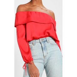 Bluzki damskie: NAKD ANDREA HEDENSTEDT OFF SHOULDER Bluzka red