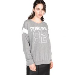 Franklin & Marshall Bluza Szary. Szare bluzy damskie Franklin Marshall, m, z haftami, z bawełny, bez rękawów, bez kaptura. Za 395,95 zł.