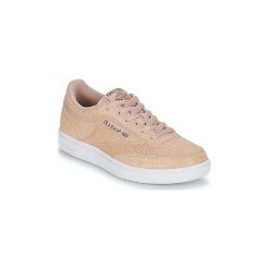 Buty Dziecko Reebok Classic CLUB C J. Różowe trampki dziewczęce Reebok Classic, bez wzorów, bez zapięcia. Za 119,50 zł.