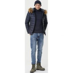 Granatowa Kurtka Bellerive. Niebieskie kurtki męskie Born2be, na zimę, xxl, z dzianiny, długie. Za 239,99 zł.