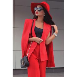 Żakiet BERNADETA RED. Czerwone kamizelki damskie Żakiet BERNADETA RED, s, bez wzorów, bez kaptura. W wyprzedaży za 99,00 zł.