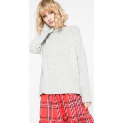 Only - Sweter. Szare bez kategorii ONLY, s, z elastanu, z dekoltem w łódkę. W wyprzedaży za 49,90 zł.