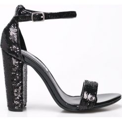 Sandały damskie: Steve Madden – Sandały Carrson