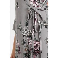 Sukienki hiszpanki: Soaked in Luxury KAROL DRESS Sukienka letnia medium grey
