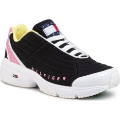 Sneakersy TOMMY JEANS - Heritage Tommy Jeans Sneaker EN0EN00861 Black BDS. Czarne półbuty damskie Tommy Jeans, z jeansu. Za 539,00 zł.