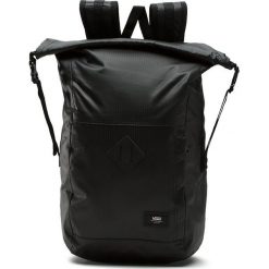 Plecak Vans Fend Roll Top (VA36YJBLK). Czarne plecaki męskie marki Vans. Za 159,99 zł.