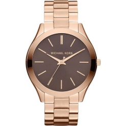Zegarek kwarcowy "Slim Runway" w kolorze brązowo-różowozłotym. Żółte, analogowe zegarki damskie Michael Kors, ze stali. W wyprzedaży za 413,95 zł.