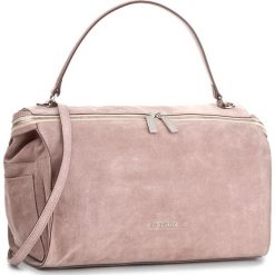 Torebka COCCINELLE - BA1 Atsuko Suede E1 BA1 12 01 01 Pivoine 208. Czerwone torebki klasyczne damskie marki Coccinelle, ze skóry. W wyprzedaży za 1019,00 zł.