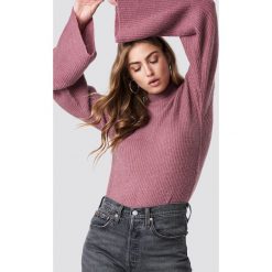 Rut&Circle Sweter z szerokim rękawem - Pink. Różowe swetry damskie marki Rut&Circle, bez wzorów, z dzianiny, bez rękawów, bez kaptura. Za 121,95 zł.