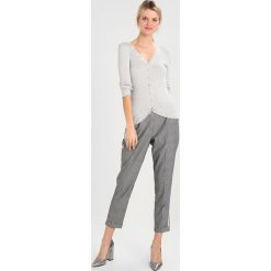 Kardigany damskie: Rosemunde Kardigan cement grey
