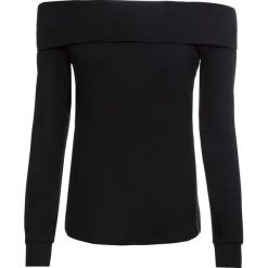 Shirt "carmen" bonprix czarny. Czarne koszulki damskie bonprix, bez wzorów, bez kołnierzyka. Za 49,99 zł.