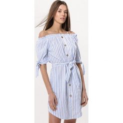 Jasnoniebieska Sukienka Receptive. Szare sukienki damskie Born2be, w paski, bez kołnierzyka, bez rękawów, mini. Za 69,99 zł.